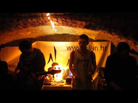 Vanja & Deaf Koala - Underundergrounder