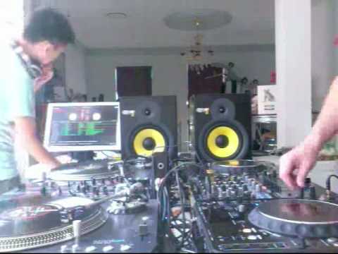 DJ Cotts & DJ Ravine - Back 2 Back