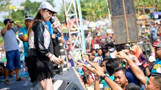 Download lagu New Pallapa - Lagi Syantik - Jihan Audy - New Pallapa PANBERS (PAYANG BERSATU) 2018 - Pati mp3 Download lagu New Pallapa - Lagi Syantik - Jihan Audy - New Pallapa PANBERS (PAYANG BERSATU) 2018 - Pati mp3