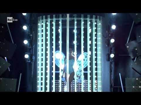 daniela goggi canta ho ba ba luba