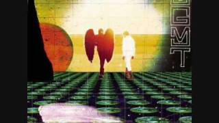 MGMT - Weekend War  WITH LYRICS!