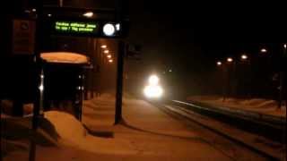 preview picture of video 'Pendolino 90 passes Purola station'