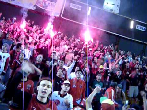 "LA 12 ALAJUELENSE EN CARTAGO- QR 2" Barra: La 12 &bull; Club: Alajuelense