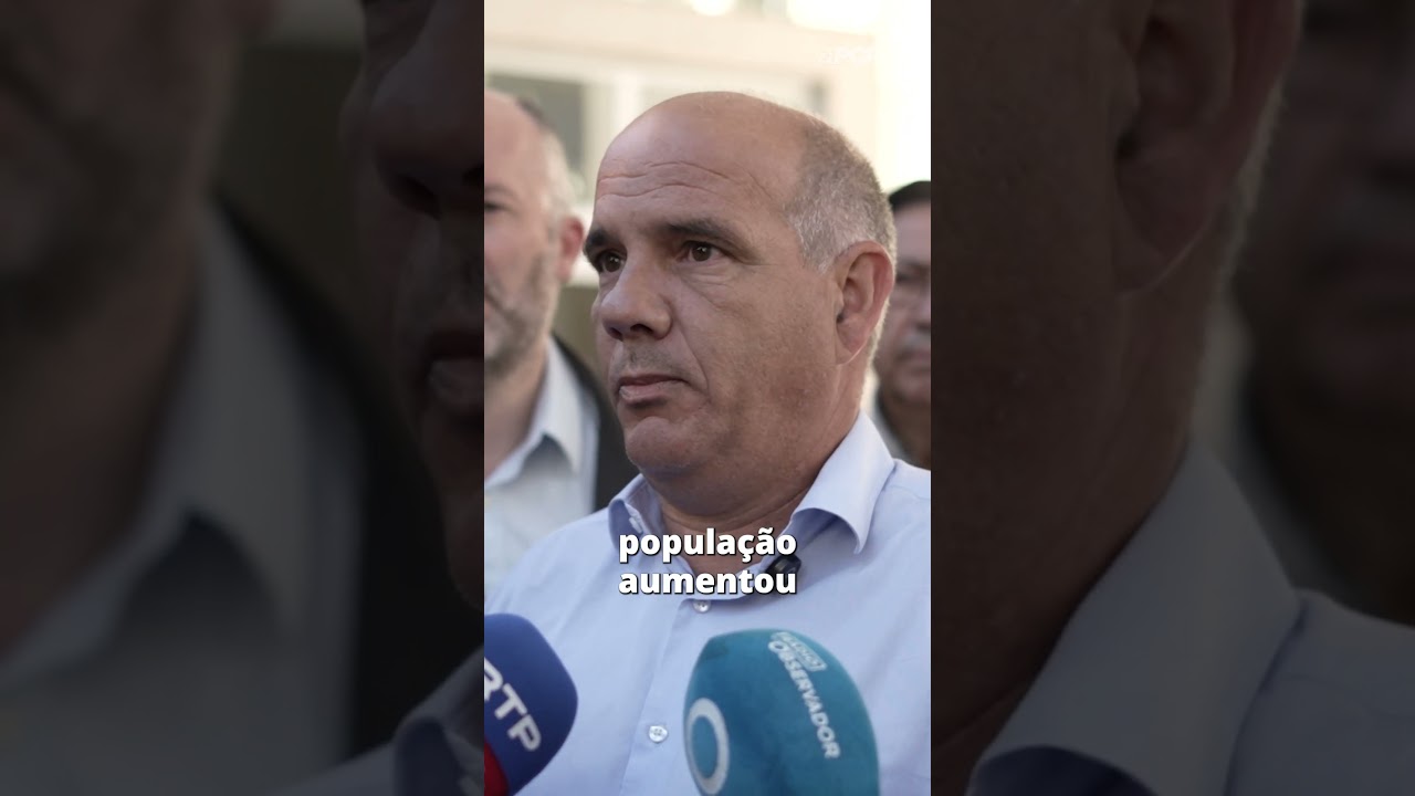 📌Paulo Raimundo esteve esta manhã ao contacto com os utentes do Centro de Saúde do Cacém