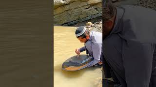 Download lagu how to mine gold in Earth #goldmining #golddiscovery #foryou #youtubeshorts mp3