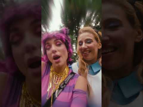 PERFECTA. Acompáñennos en este viaje de fantasía junto a  @MariaBecerraMusic y  @FMKOk   ♠️