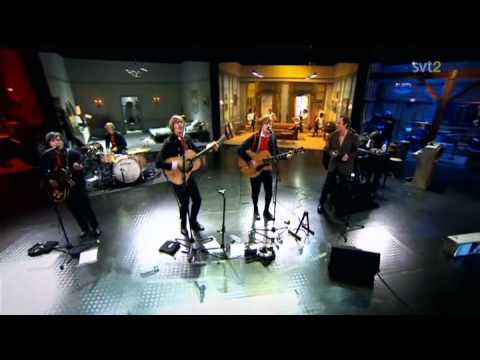 Thumbnail for Ray Davies & Mando Diao - Victoria (Live MTV Unplugged 2010) by Ray Davies