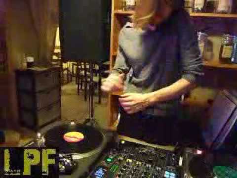 Pavel Plastikk@ Coffee In