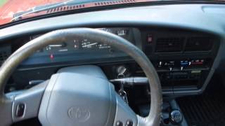 92 stock base VS 93 SR5 Toyota pickups walk around and drive