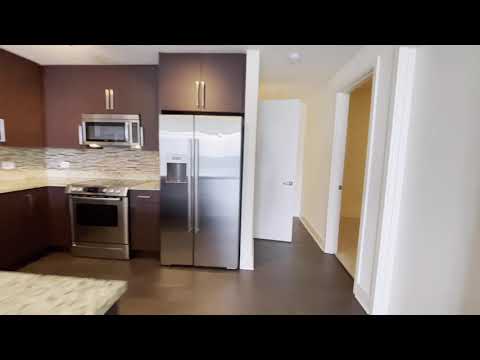 B3 Floorplan (1,170 sq ft) 2 Bed / 2 Bath  - The VUE Charlotte