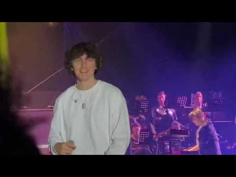 sanah ft. Miętha - Audi (live Poznań 2022)