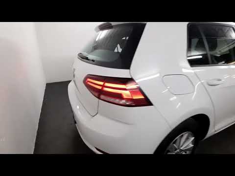 211D5127 - 2021 Volkswagen Golf 1.0 TSI 115HP Trendline 20,400