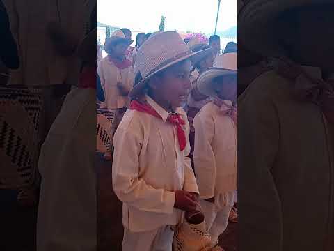 canto de el panadero en Español por los amiguitos de Ignacio Zaragoza San Miguel el Grande Oaxaca Mx