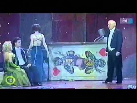 Operettszínház - Van a Bajza utca sarkán...