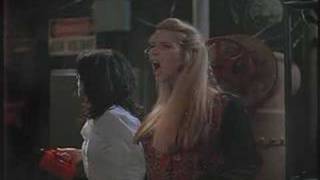 Phoebe - Flaming Lips - Battles the pink robots