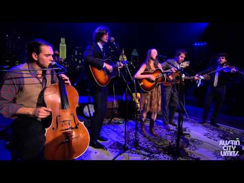 Austin City Limits Web Exclusive: Sarah Jarosz "Mile on the Moon"