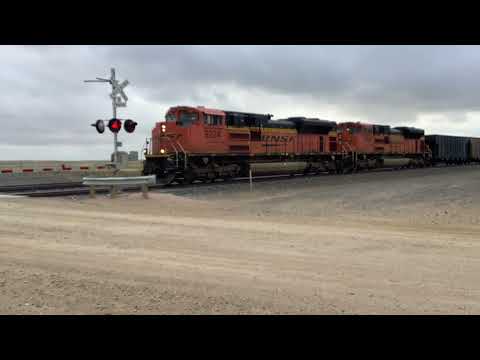 PRB 5:  BNSF 9224 leads Northbound OMAX Empty Coal Train.