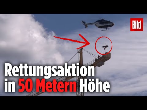 Aus 50 Metern Höhe! Feuerwehr rettet bewusstlosen Kranführer mit Helikopter