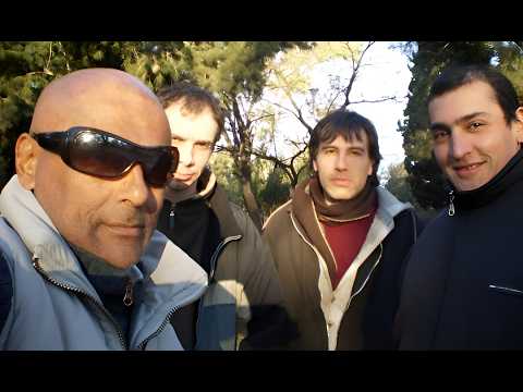 Avellaneda Blue's - Ensayos