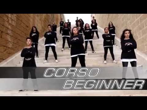 FRESH FAMILY ACADEMY - Beginner Class (House Dance)