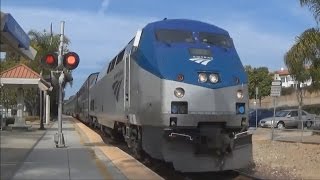 preview picture of video 'Railfanning Encinitas - 2/21/15'