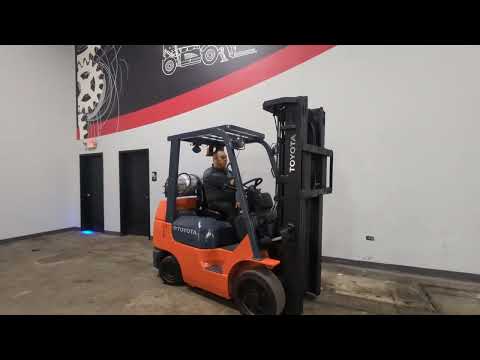 2004 Toyota 7FGCU30 6000lb Cushion LPG Forklift STK 11672