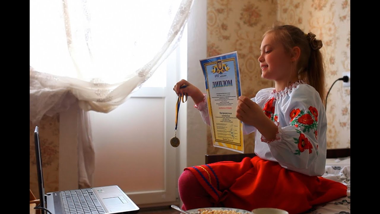 УРОКИ МУЗЫКИ / MUSIC LESSONS