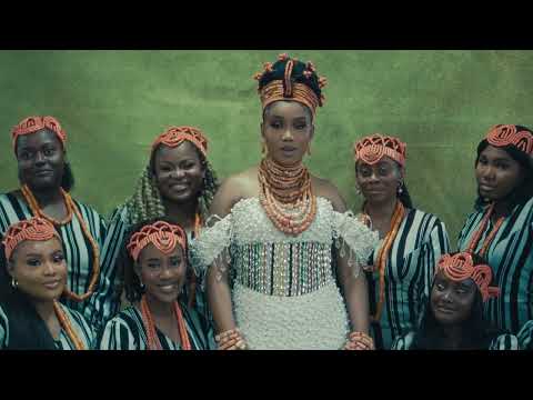 Event Highlights of Lohi & ICent’s Trad wedding