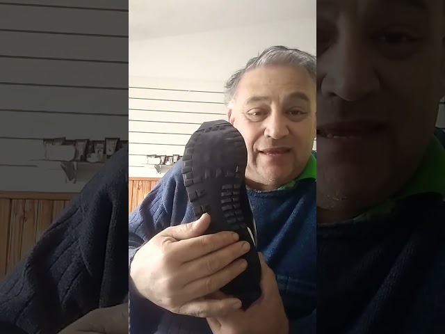 Vídeo relacionado con Roffatide Anime Zapatos Masculinos Fuzzy con Dedos Cerrados y Espalda Abierta de Espuma, Talla Individual Goma Suelas para Hombres y Mujeres