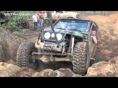 SUZUKI SAMURAI CRAWLS V-NOTCH