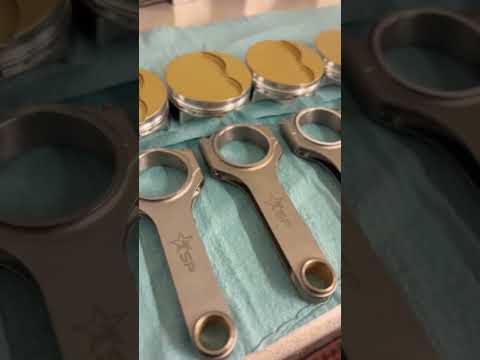 Forged je pistons with tsp h beam rods