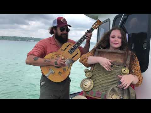 Hesitation Blues - The Vaudevillian