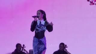Download lagu Tak Ingin Usai - Keisya Levronka 'Sricandy' Live at Synchronize Fest 2024 mp3