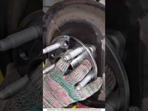 Rear Wheel Hub Bearing Replacement | Mechanic Tips ✅🔥 #shortsfeed