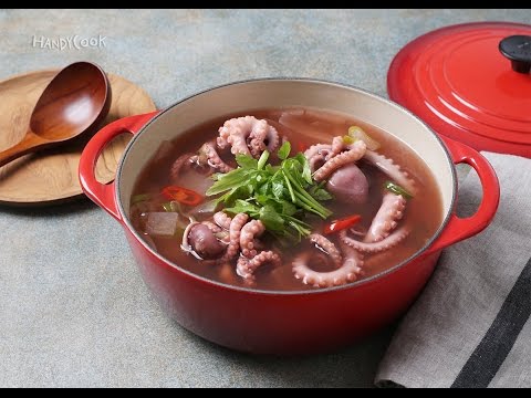 연포탕( Octopus Soup / テナガダコスープ )