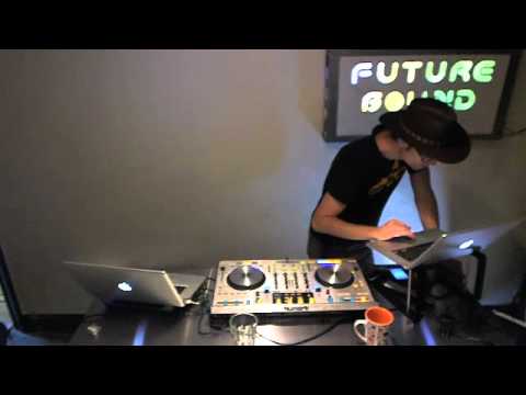 Futurebound NYC: Deephouse, Techno and Techhouse DJ Mix by Peter Munch Sept. 7th 2012 Part (3/3)