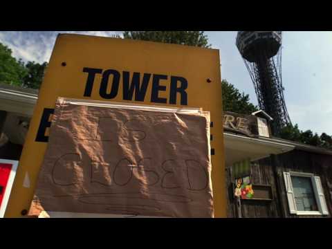 Gettysburg tower demolition, 2000