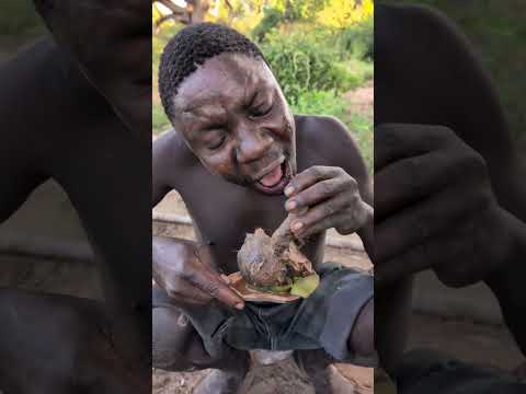 Wow That's incredible delicious 😋 Organic soup from monkey #villagelife #food #culturalfood