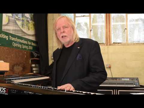 Rick Wakeman using the KORG KRONOS in preparation for the ARW Tour