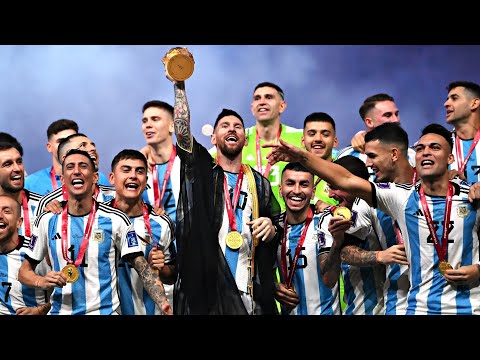 ميسي يرفع كأس العالم شيل يا طويل العمر شيل ️