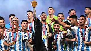 ميسي يرفع كأس العالم شيل يا طويل العمر شيل ️