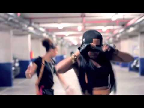 Lady Leshurr Ft. Paigey Cakey - Clique
