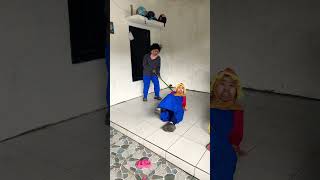 Download lagu Oh my gosh I fell⁉️ mp3