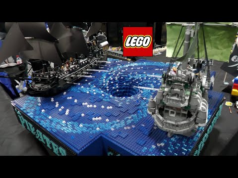 Motorized LEGO Pirates of the Caribbean Sea Battle
