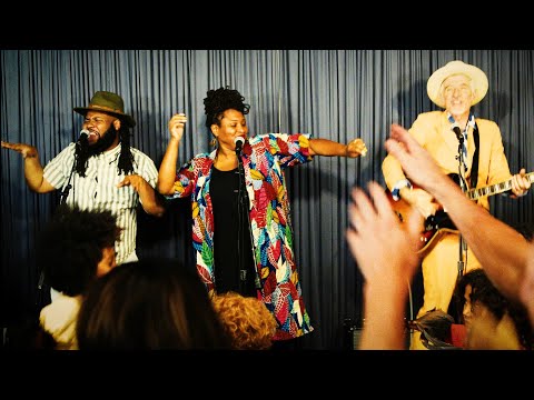 Dan + Claudia Zanes feat. Jendog Lonewolf - "Fly Like A Raven" (Official Music Video)