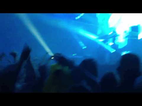 Skrillex jump around - forum copenhagen