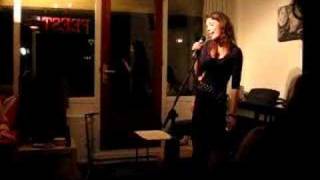 Michelle doet Room Eleven - Somedays!