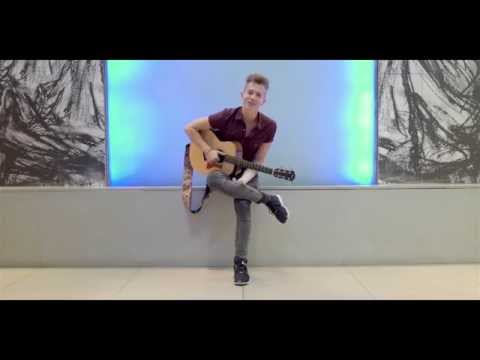 Sleighing In The Snow (Live Acoustic by James McVey, The Vamps)