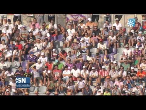 El derbi Real Jaén-Linares marcado por la deportividad y el emotivo recuerdo a Fran Carles