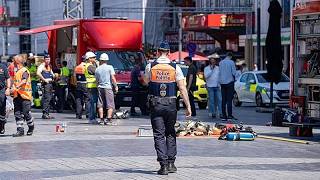 Los Bomberos hallan varios cadáveres en un ascensor tras un incendio en Bruselas